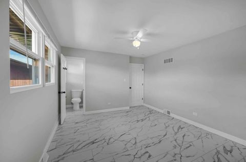 Tiny photo for 13921 S Manistee Avenue, Burnham, IL 60633 (MLS # 12509370)