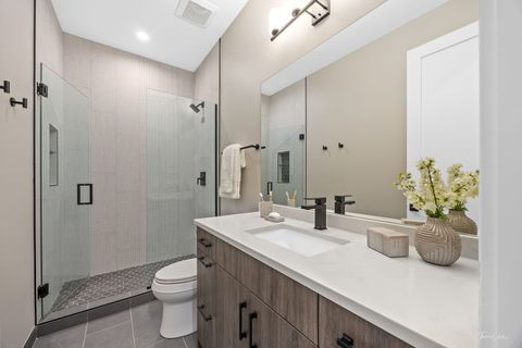 Tiny photo for 1638 W Wolfram Street, Chicago, IL 60657 (MLS # 12590385)