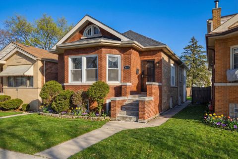 Tiny photo for 8011 S Michigan Avenue, Chicago, IL 60619 (MLS # 12530281)