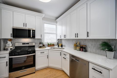 Tiny photo for 8011 S Michigan Avenue, Chicago, IL 60619 (MLS # 12530281)