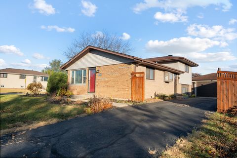 A home in Orland Hills