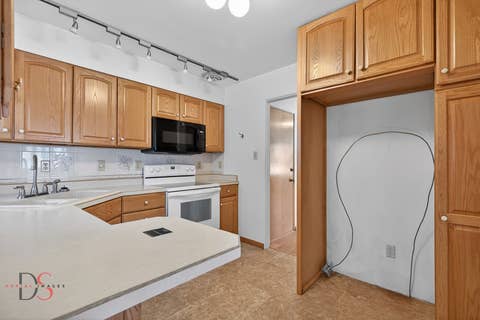Tiny photo for 416 W Bluff Street, Streator, IL 61364 (MLS # 12656798)
