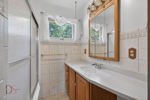 Tiny photo for 416 W Bluff Street, Streator, IL 61364 (MLS # 12656798)