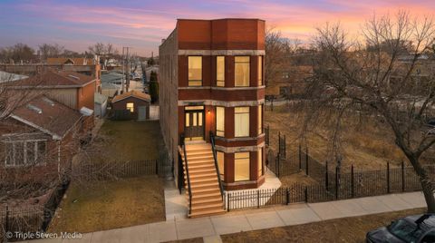 Property photo of 3315 s wood street, chicago, il 60608