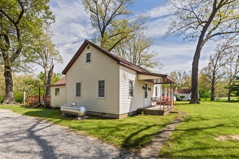 Tiny photo for 1140 Race Track Road, Centralia, IL 62801 (MLS # 12621176)