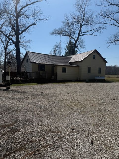 Tiny photo for 1140 Race Track Road, Centralia, IL 62801 (MLS # 12621176)