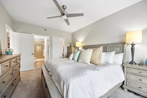Tiny photo for 390 W Mahogany Court #406, Palatine, IL 60067 (MLS # 12796369)