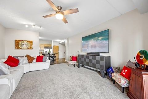 Tiny photo for 390 W Mahogany Court #406, Palatine, IL 60067 (MLS # 12796369)