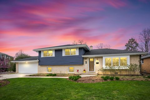 444 S Gibbons Avenue Arlington Heights IL 60004