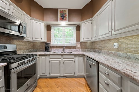 Tiny photo for 4759 Crest Court, Waukegan, IL 60087 (MLS # 12620863)