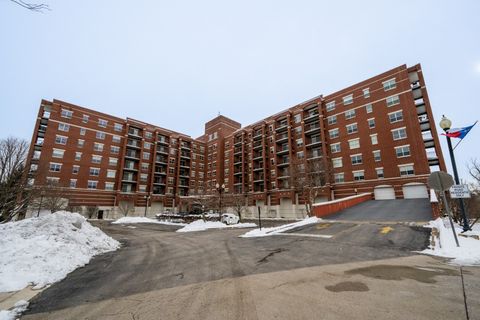 Photo of 1700 Riverwoods Drive #414, Melrose Park, IL 60160 (MLS # 12524546)