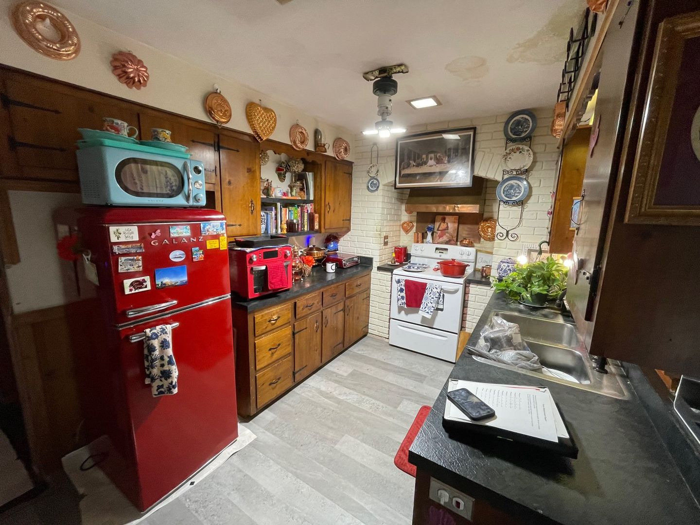 252 Sunset Drive