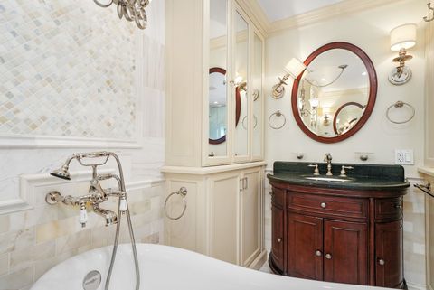 Tiny photo for 1120 N LAKE SHORE Drive #18CD, Chicago, IL 60611 (MLS # 12419557)