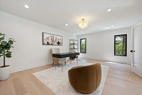 Tiny photo for 1975 Sunset Ridge Road, Northfield, IL 60093 (MLS # 12639828)
