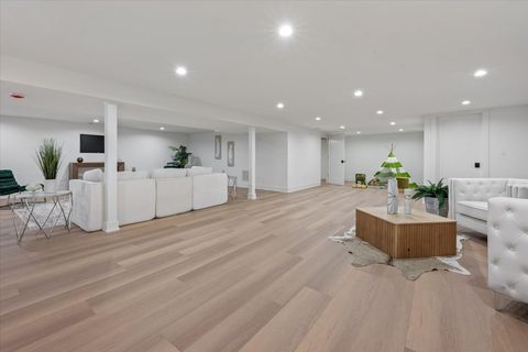 Tiny photo for 1975 Sunset Ridge Road, Northfield, IL 60093 (MLS # 12639828)