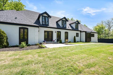 Tiny photo for 1975 Sunset Ridge Road, Northfield, IL 60093 (MLS # 12639828)