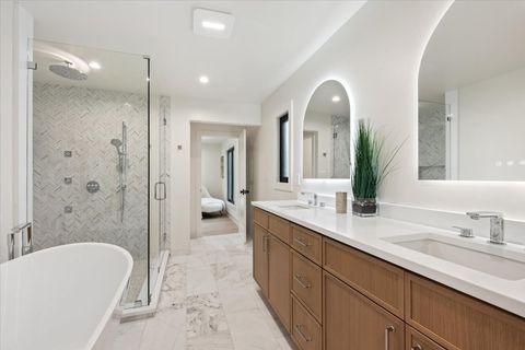 Tiny photo for 1975 Sunset Ridge Road, Northfield, IL 60093 (MLS # 12639828)