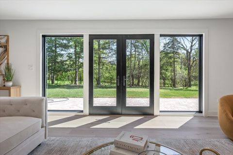 Tiny photo for 1975 Sunset Ridge Road, Northfield, IL 60093 (MLS # 12639828)