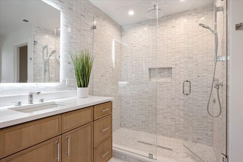 Tiny photo for 1975 Sunset Ridge Road, Northfield, IL 60093 (MLS # 12639828)