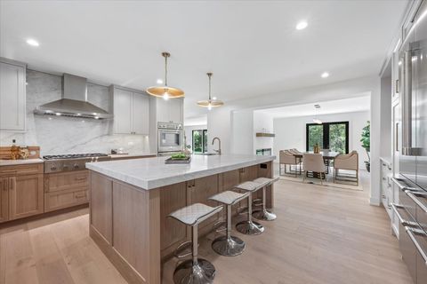 Tiny photo for 1975 Sunset Ridge Road, Northfield, IL 60093 (MLS # 12639828)
