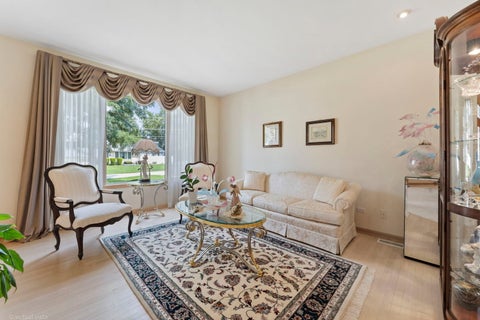 Tiny photo for 417 E Noyes Street, Arlington Heights, IL 60005 (MLS # 12735144)