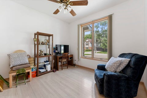 Tiny photo for 417 E Noyes Street, Arlington Heights, IL 60005 (MLS # 12735144)