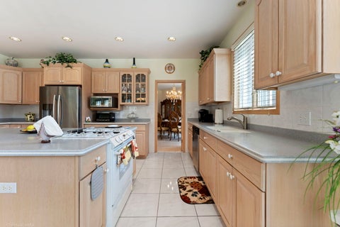 Tiny photo for 417 E Noyes Street, Arlington Heights, IL 60005 (MLS # 12735144)