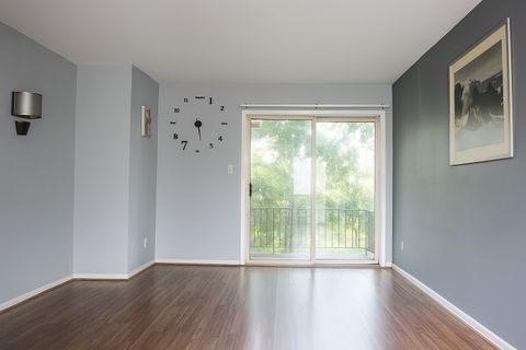 Tiny photo for 8856 Northshore Drive #2C, Des Plaines, IL 60016 (MLS # 12457806)