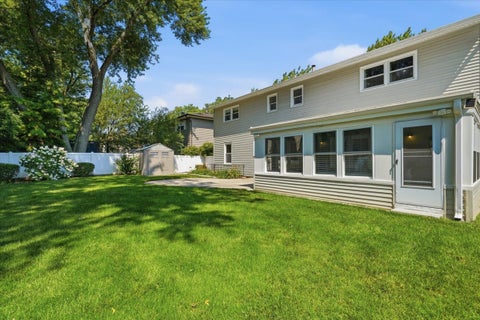 Tiny photo for 175 Selwyn Lane, Buffalo Grove, IL 60089 (MLS # 12700877)