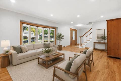 Tiny photo for 175 Selwyn Lane, Buffalo Grove, IL 60089 (MLS # 12700877)