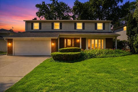 Photo of 175 Selwyn Lane, Buffalo Grove, IL 60089 (MLS # 12700877)