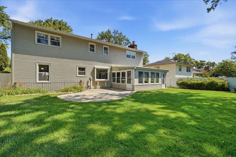 Tiny photo for 175 Selwyn Lane, Buffalo Grove, IL 60089 (MLS # 12700877)