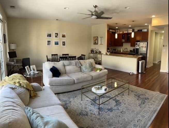 2650 N Halsted Street 4