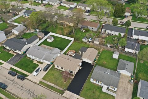 Tiny photo for 327 Fremont Avenue, Romeoville, IL 60446 (MLS # 12622766)