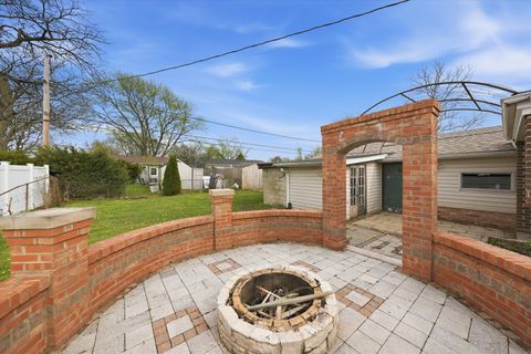 Tiny photo for 327 Fremont Avenue, Romeoville, IL 60446 (MLS # 12622766)