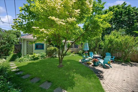 Tiny photo for 2751 Girard Avenue, Evanston, IL 60201 (MLS # 12685531)