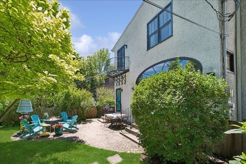 Tiny photo for 2751 Girard Avenue, Evanston, IL 60201 (MLS # 12685531)
