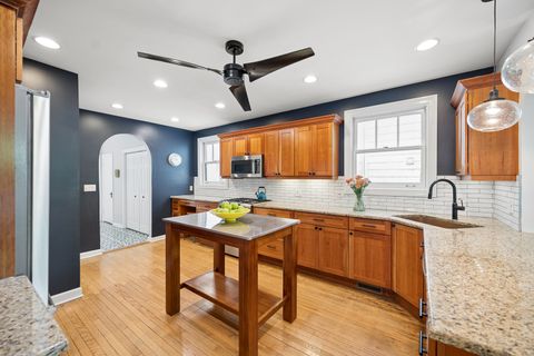 Tiny photo for 2751 Girard Avenue, Evanston, IL 60201 (MLS # 12685531)