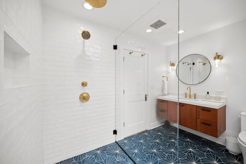 Tiny photo for 2751 Girard Avenue, Evanston, IL 60201 (MLS # 12685531)