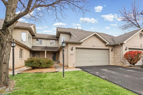 Photo of 16639 Lismore Court, Tinley Park, IL 60477 (MLS # 12505219)