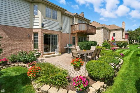 Tiny photo for 115 Flamingo Drive, Roselle, IL 60172 (MLS # 12458166)