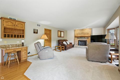 Tiny photo for 115 Flamingo Drive, Roselle, IL 60172 (MLS # 12458166)