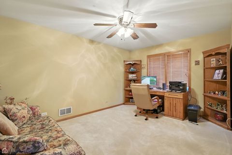 Tiny photo for 115 Flamingo Drive, Roselle, IL 60172 (MLS # 12458166)