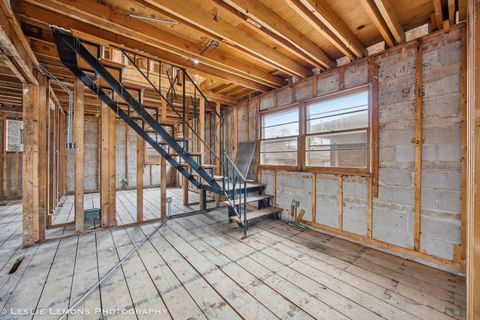 Tiny photo for 10544 S Karlov Avenue, Oak Lawn, IL 60453 (MLS # 12607241)