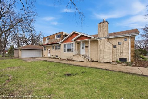 Tiny photo for 10544 S Karlov Avenue, Oak Lawn, IL 60453 (MLS # 12607241)