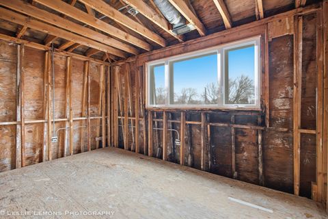 Tiny photo for 10544 S Karlov Avenue, Oak Lawn, IL 60453 (MLS # 12607241)