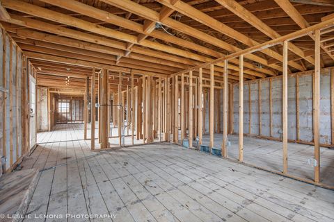 Tiny photo for 10544 S Karlov Avenue, Oak Lawn, IL 60453 (MLS # 12607241)