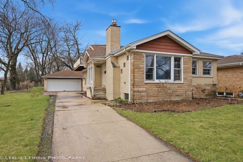 Tiny photo for 10544 S Karlov Avenue, Oak Lawn, IL 60453 (MLS # 12607241)