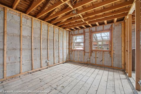 Tiny photo for 10544 S Karlov Avenue, Oak Lawn, IL 60453 (MLS # 12607241)