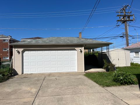 Tiny photo for North Riverside, IL 60546 (MLS # 12635348)